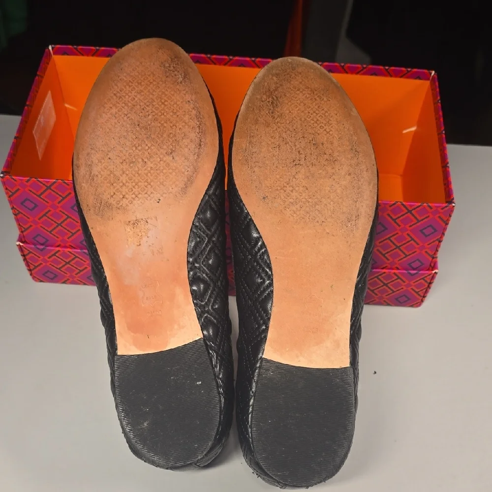 Tory Burch Black Marion Quilted Ballet Flat Size 9.5 - Picture 4 of 9